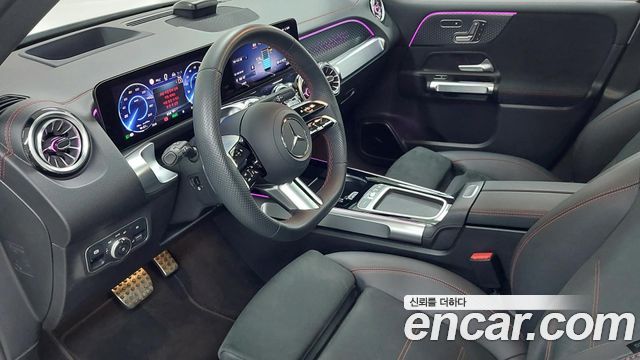 Mercedes-Benz EQB (X243) EQB300 4MATIC AMG Line 2026 — фото 18