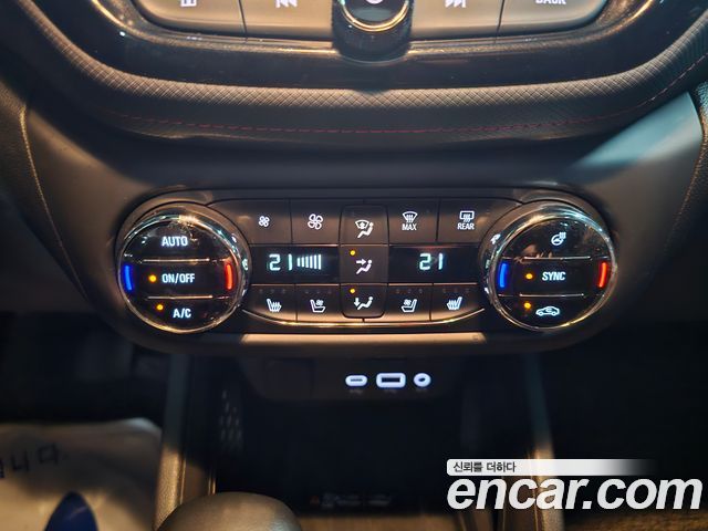 Chevrolet Trailblazer 1.3 Turbo 4WD RS 2023 — фото 19