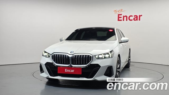 BMW 5 Series (G60) 530i xDrive M Sport 2024 — фото 3