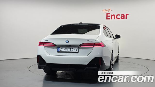 BMW 5 Series (G60) 530i xDrive M Sport 2024 — фото 4
