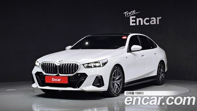 BMW 5 Series (G60) 520i M Sport 2025 — фото 1