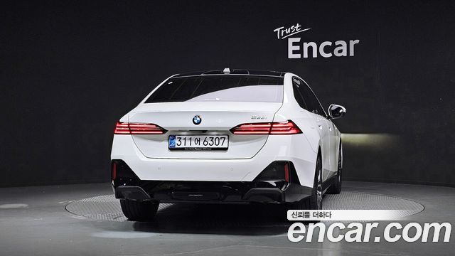 BMW 5 Series (G60) 520i M Sport 2025 — фото 4