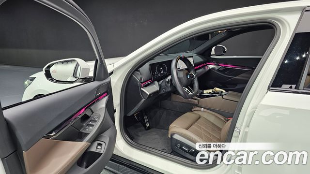 BMW 5 Series (G60) 520i M Sport 2025 — фото 10