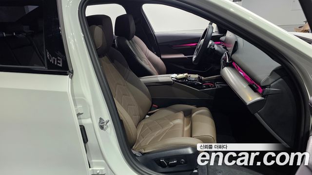 BMW 5 Series (G60) 520i M Sport 2025 — фото 26