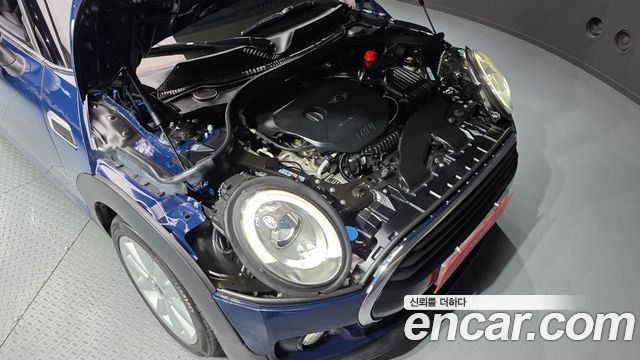 MINI Cooper Clubman Standard 2nd 2017 — фото 6