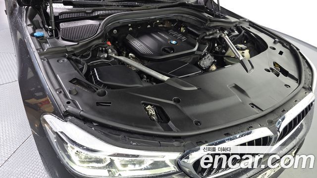 BMW 6 Series GT (G32) 620d xDrive M Sport 2020 — фото 6