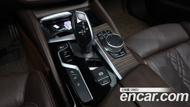 BMW 6 Series GT (G32) 620d xDrive M Sport 2020 — фото 9