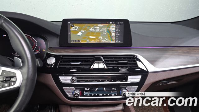 BMW 6 Series GT (G32) 620d xDrive M Sport 2020 — фото 14