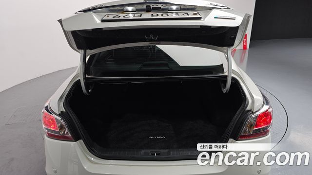 Nissan Altima 2.5 L33 2014 — фото 17