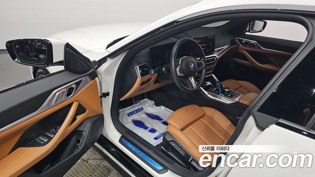 BMW i4 eDrive40 M Sports 2022 — фото 10