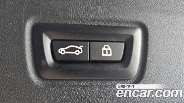 BMW i4 eDrive40 M Sports 2022 — фото 20