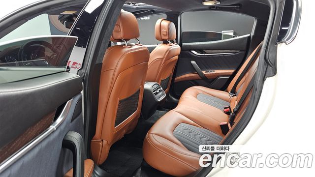 Maserati Ghibli 3.0 Diesel GranLusso 3rd 2019 — фото 15