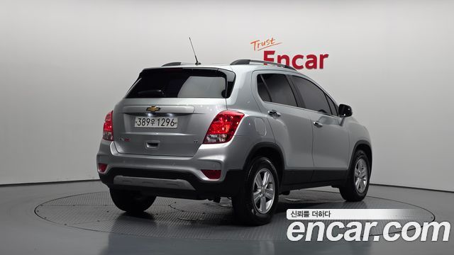 Chevrolet Trax 1.4 LT Deluxe 2017 — фото 2