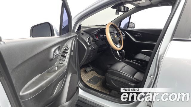 Chevrolet Trax 1.4 LT Deluxe 2017 — фото 10