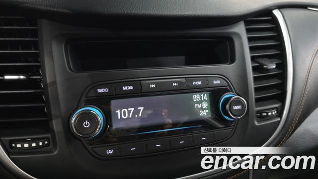 Chevrolet Trax 1.4 LT Deluxe 2017 — фото 15