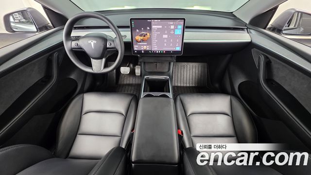 Tesla Model Y Long Range AWD 2024 — фото 7