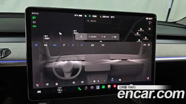Tesla Model Y Long Range AWD 2024 — фото 18