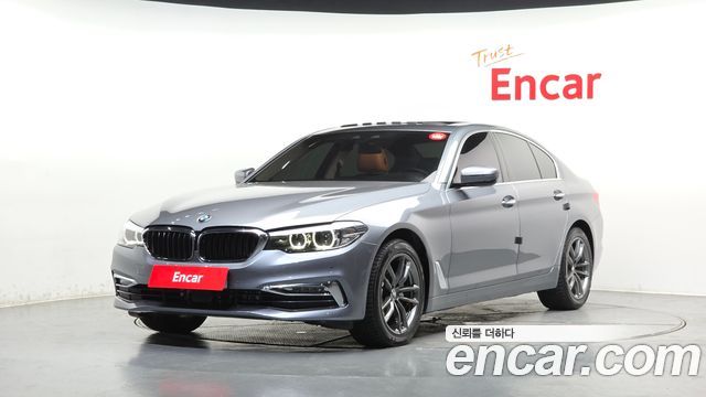 BMW 5 Series (G30) 520i Luxury 2018 — фото 1