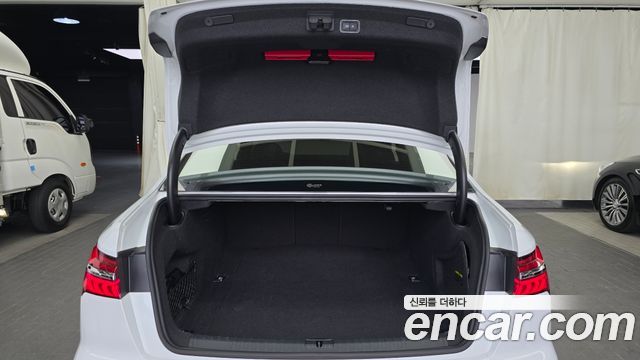 Audi A6 (C8) 40 TDI Premium 2020 — фото 20
