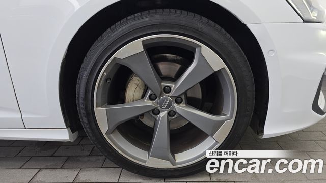 Audi A6 (C8) 40 TDI Premium 2020 — фото 21