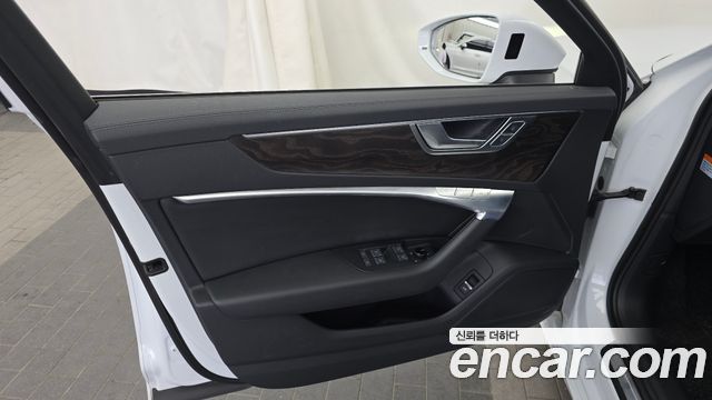 Audi A6 (C8) 40 TDI Premium 2020 — фото 24
