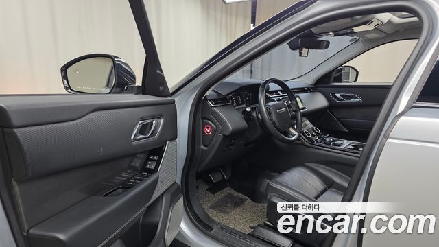 Land Rover Range Rover Velar 2.0 D240 SE 2018 — фото 10