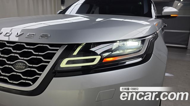 Land Rover Range Rover Velar 2.0 D240 SE 2018 — фото 22