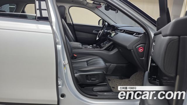 Land Rover Range Rover Velar 2.0 D240 SE 2018 — фото 26