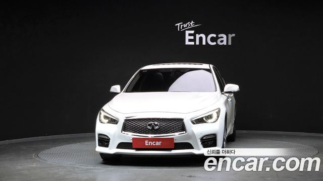 Infiniti Q50 3.5 Hybrid Essence 2016 — фото 3