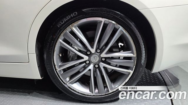 Infiniti Q50 3.5 Hybrid Essence 2016 — фото 5