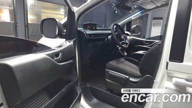 Hyundai Staria Cargo 3-Seater Smart 2022 — фото 10