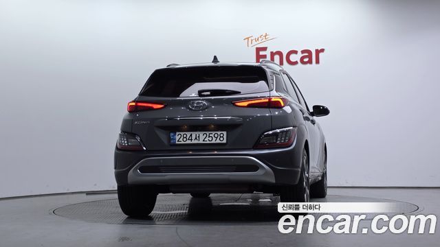 Hyundai Kona Gasoline 2.0 2WD Inspiration 2021 — фото 4