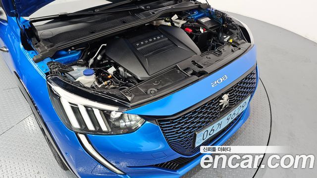 Peugeot e-208 (II) GT Line 2021 — фото 6