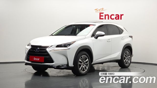Lexus NX300h Supreme