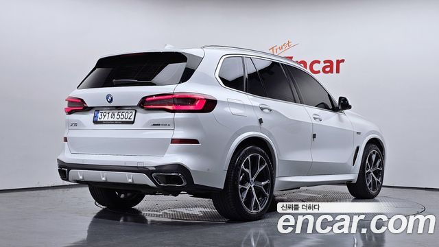 BMW X5 (G05) xDrive 45e M Sport 2023 — фото 2