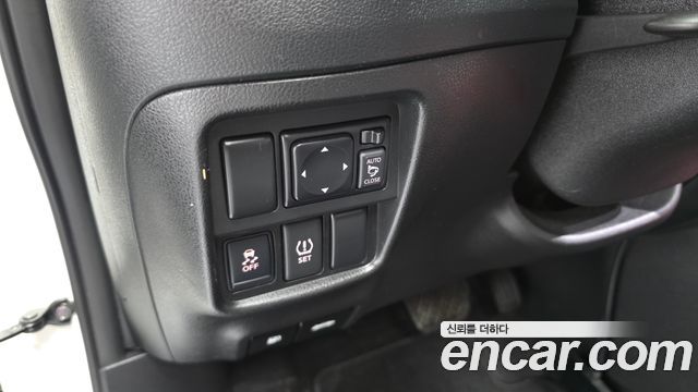 Nissan Juke 1.6 SV F15 2017 — фото 18