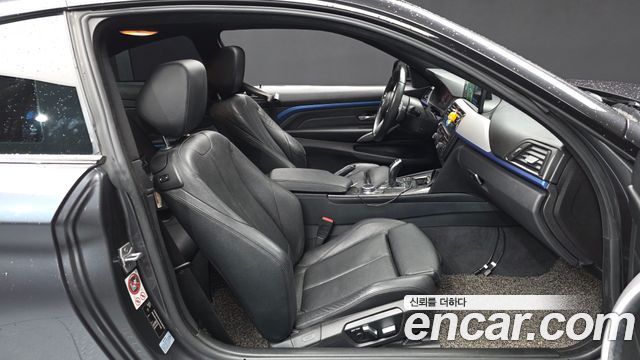 BMW 4 Series (F32) 420d xDrive M Sport Coupe 2017 — фото 11
