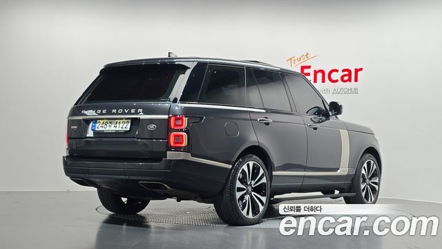 Land Rover Range Rover (IV) 5.0 SC Range Rover Fifty 2021 — фото 2