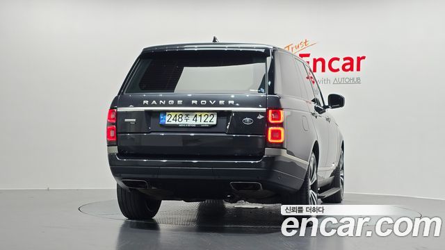 Land Rover Range Rover (IV) 5.0 SC Range Rover Fifty 2021 — фото 4