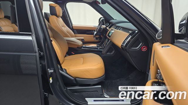 Land Rover Range Rover (IV) 5.0 SC Range Rover Fifty 2021 — фото 26