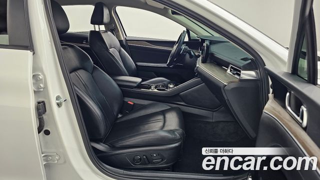 Kia K5 (III) 2.0 Noblesse 2022 — фото 11