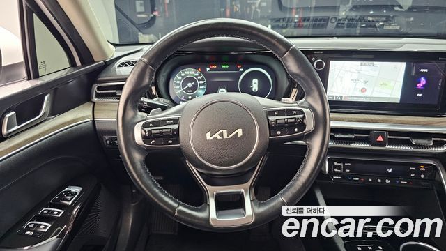 Kia K5 (III) 2.0 Noblesse 2022 — фото 13