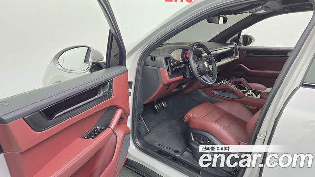 Porsche Cayenne (PO536) 4.0 GTS 2025 — фото 10
