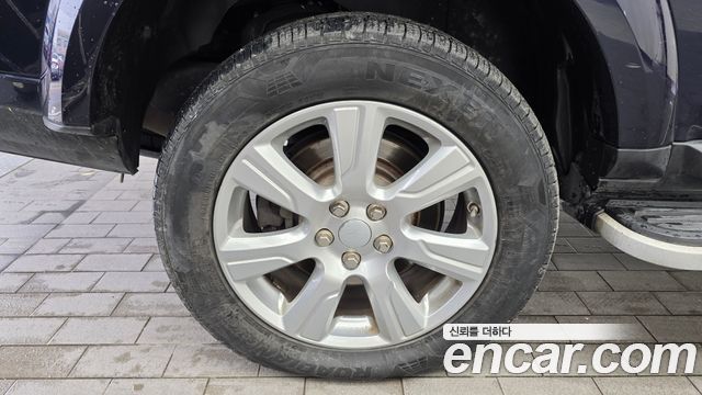 Land Rover Discovery 4 3.0 SDV6 SE 2016 — фото 5