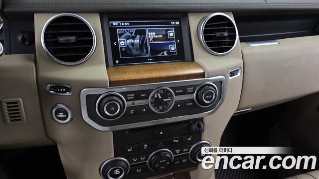 Land Rover Discovery 4 3.0 SDV6 SE 2016 — фото 15