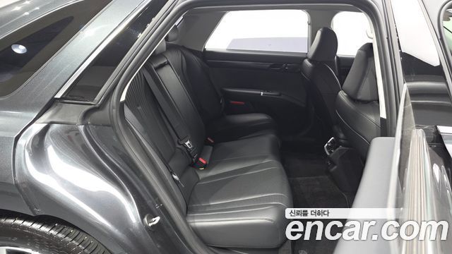 Hyundai Grandeur (GN7) 2,5 Gasoline 2WD Exclusive 2023 — фото 11