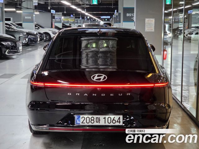 Hyundai Grandeur (GN7) 3,5 Gasoline 4WD Calligraphy 2025 — фото 5