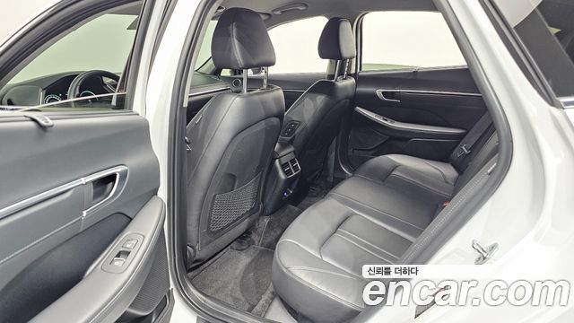 Hyundai Sonata (DN8) 2.0 Premium Plus 2022 — фото 12
