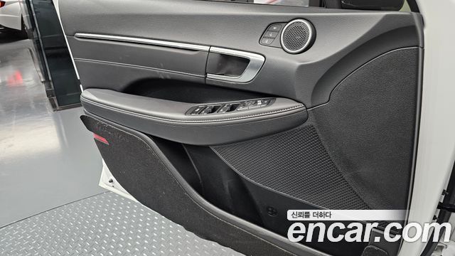 Hyundai Sonata (DN8) 2.0 Premium Plus 2022 — фото 24