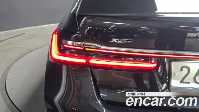 BMW 7 Series (G11) 730d xDrive M Sport 2020 — фото 23